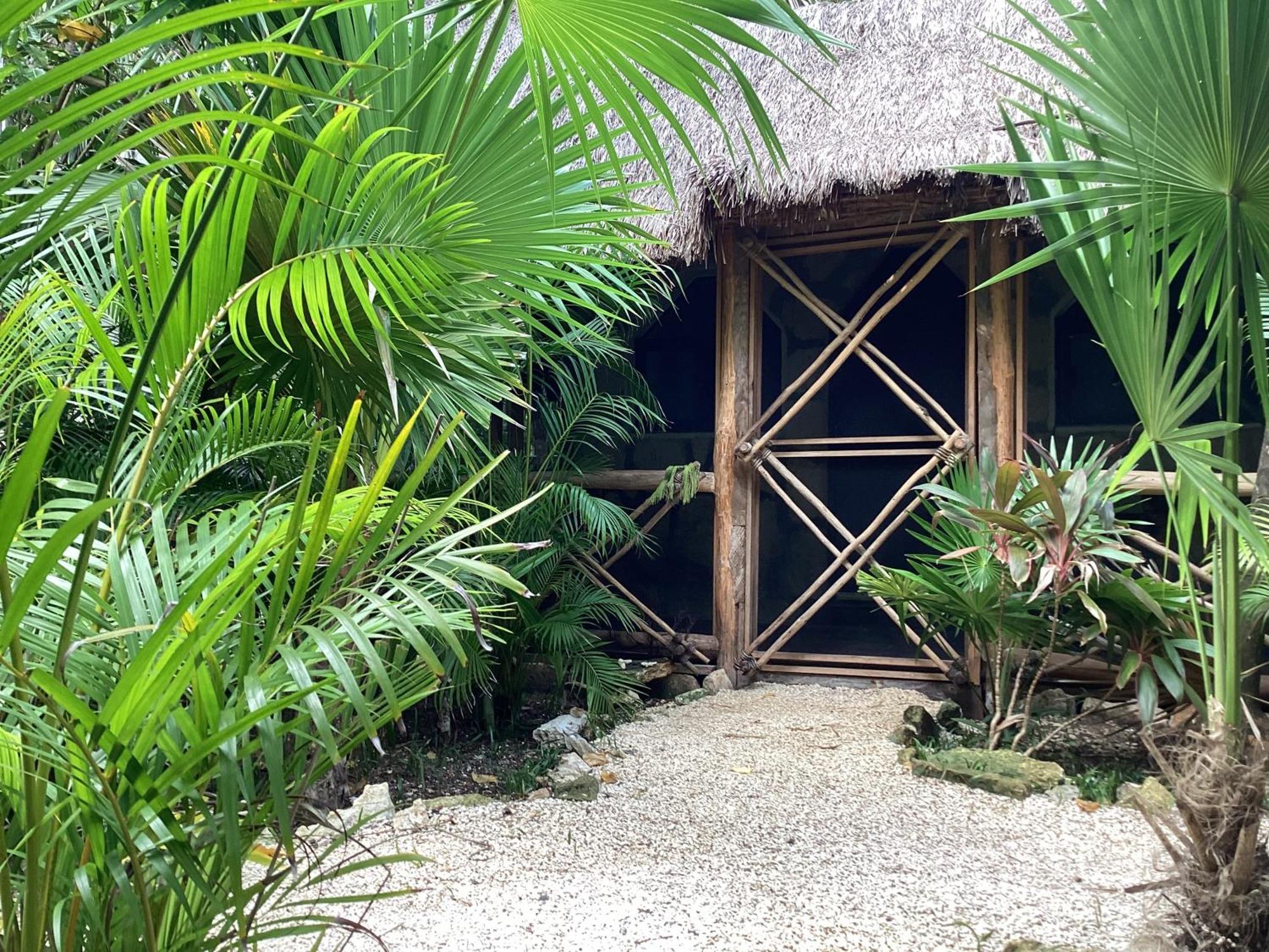 Yaxchen Tulum Cabanas & Cenote Exterior photo